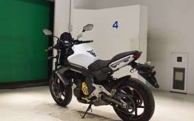 KAWASAKI ER600 N 2013