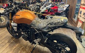 SUZUKI GSX-8T 2026 EM1AA