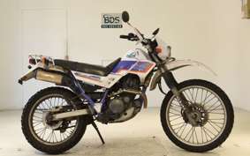 YAMAHA SEROW 225 W 4JG