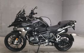 BMW R1250GS 0M01