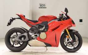 DUCATI PANIGALE V4 S 2025