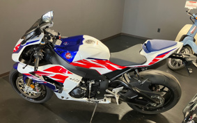 HONDA CBR1000RR-R FB SP 2023 SC82