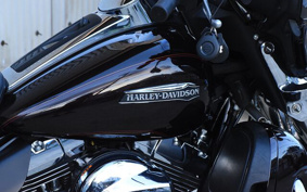 HARLEY FLHTCUTG TRIKE MAL