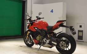 DUCATI STREETFIGHTER V4 S 2023