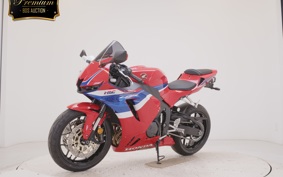 HONDA CBR600RR 2025 PC40