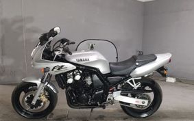 YAMAHA FZ400 1997 4YR