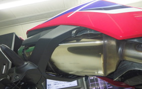 HONDA CBR600RR 2021 PC40