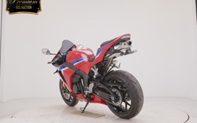 HONDA CBR600RR 2025 PC40